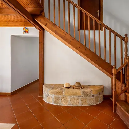 Yannis Place Villa Paradeísion