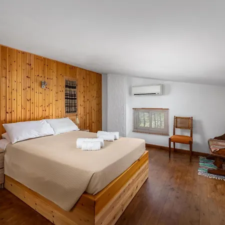 Villa Yannis Place *