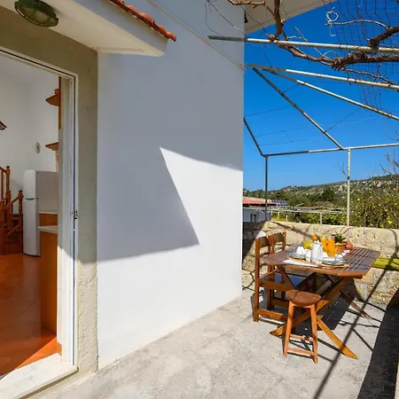 Yannis Place Villa Paradisi (Rhodes)