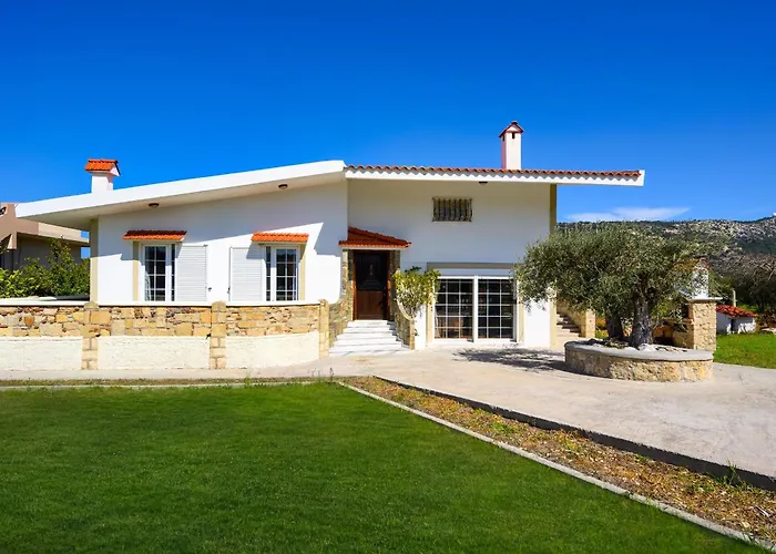 Villa Yannis Place *